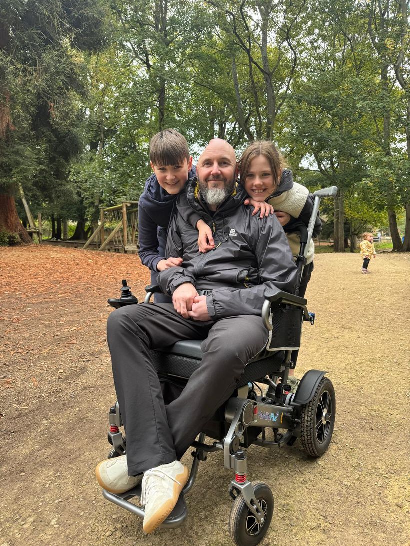 Edith Shaw (right), with her dad Matt Shaw and her brother Jack