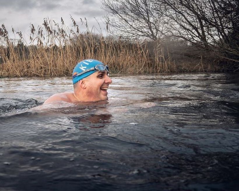 Thanks to swimming, Simon can lead an active lifestyle